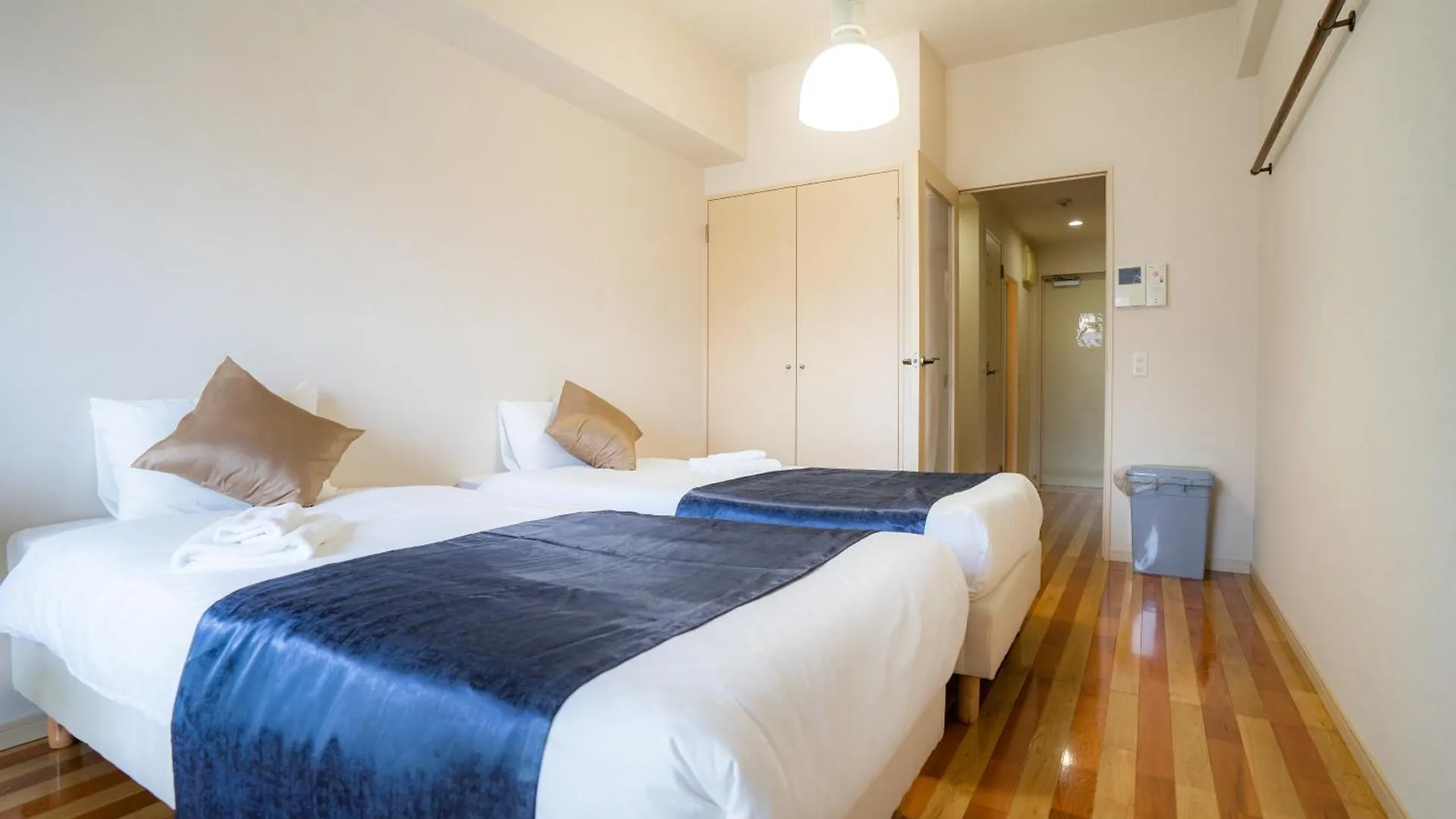 Guest house S-Presso Namba Parks Street Hotel Osaka
